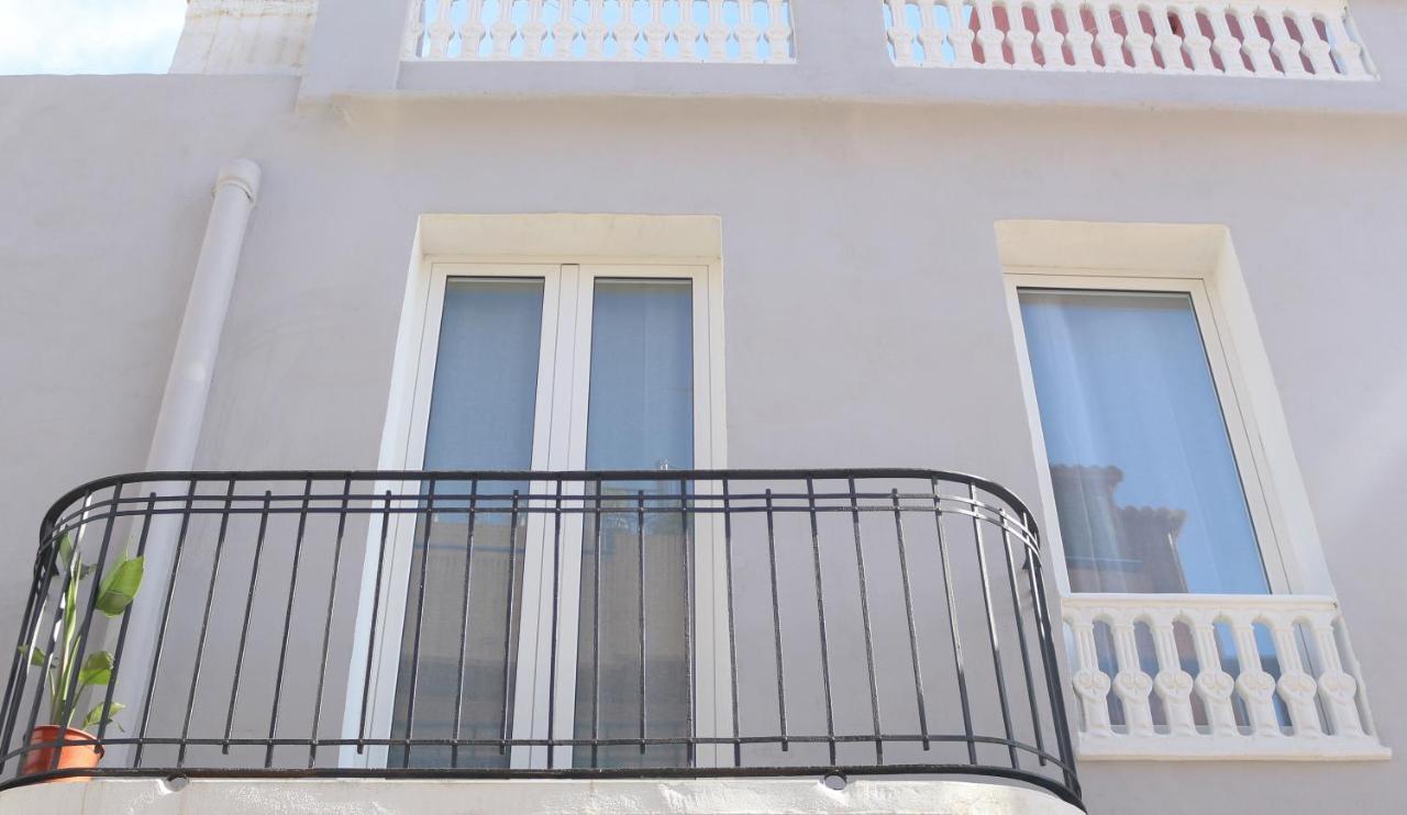 Balaustrada Apartments Burjassot Εξωτερικό φωτογραφία
